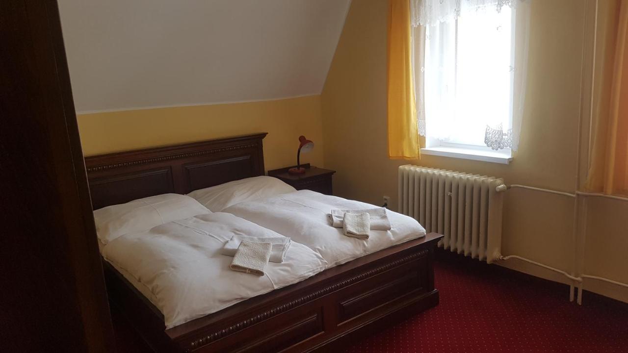 Hotel Slunecna Божи Дар Екстериор снимка