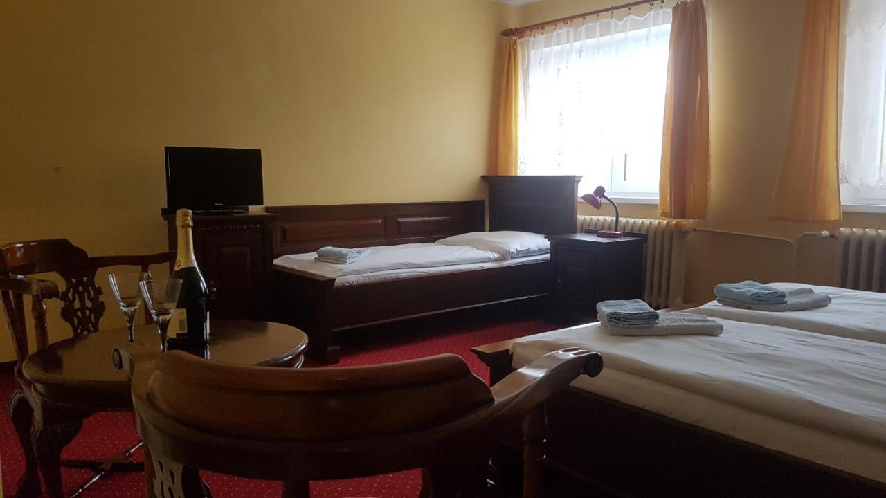 Hotel Slunecna Божи Дар Екстериор снимка