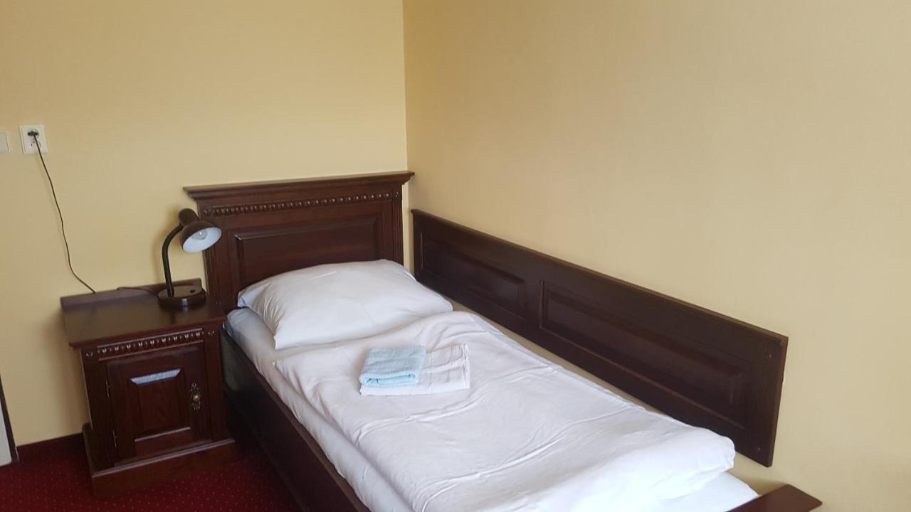 Hotel Slunecna Божи Дар Екстериор снимка
