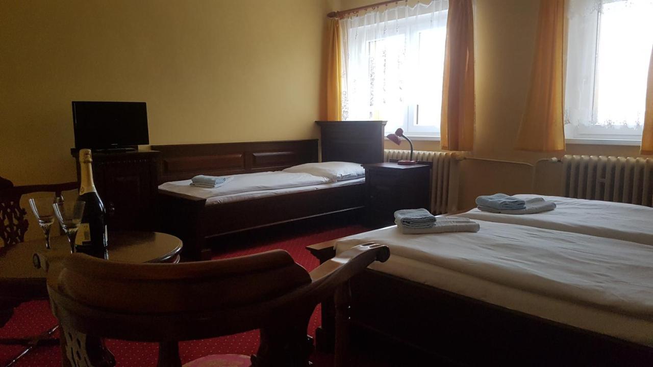 Hotel Slunecna Божи Дар Екстериор снимка