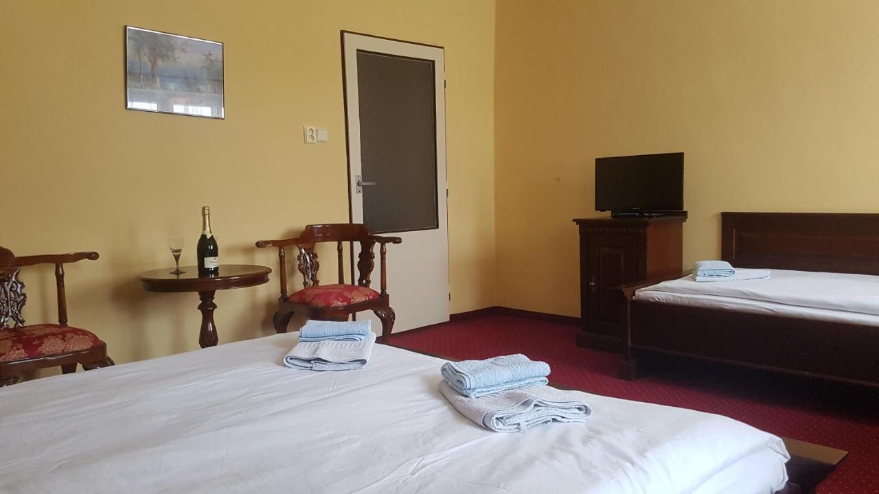 Hotel Slunecna Божи Дар Екстериор снимка