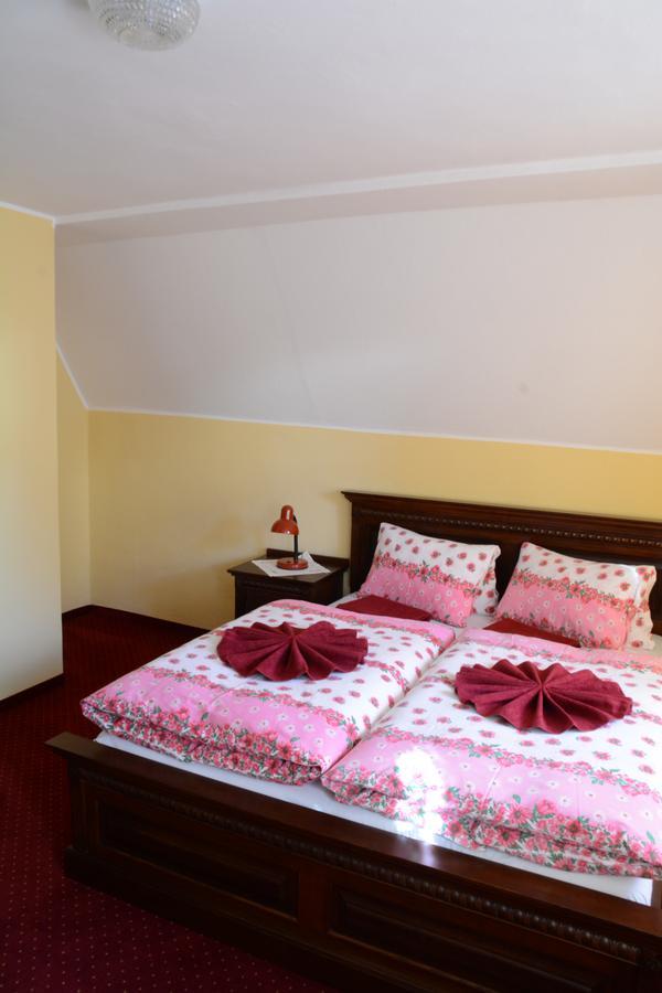 Hotel Slunecna Божи Дар Екстериор снимка