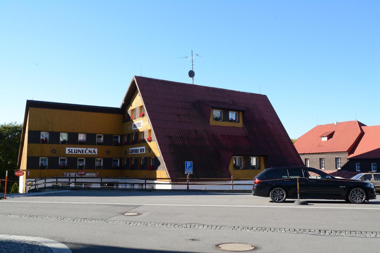 Hotel Slunecna Божи Дар Екстериор снимка