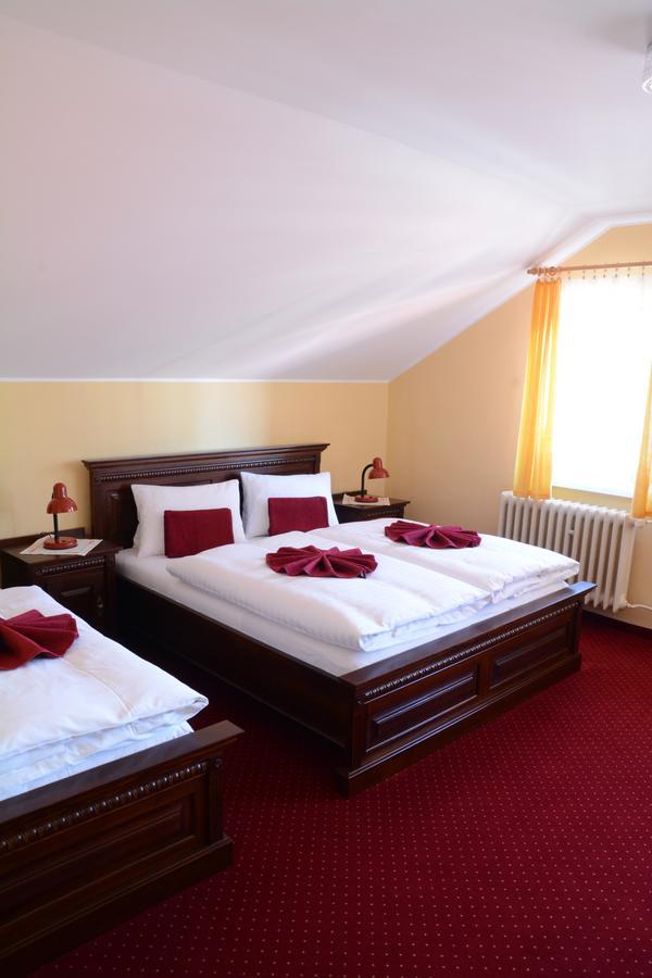 Hotel Slunecna Божи Дар Екстериор снимка